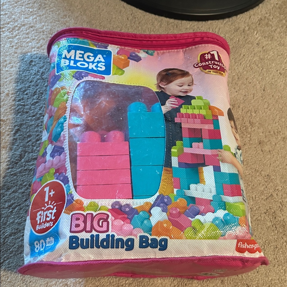 Mega Blocks - 87 pieces